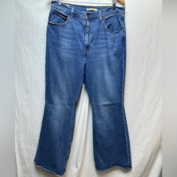 Levi's Denim Jeans sz 32 - Picture 2 of 8
